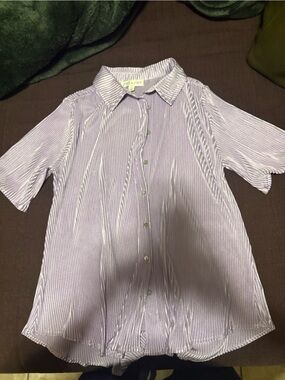 She + Sky Lilac Pleated Top